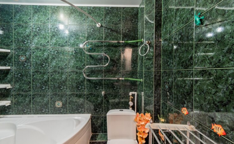 green tile bathroom