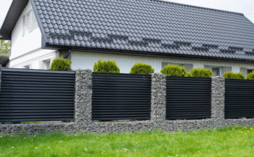 Which Fence Is Mine Left or Right