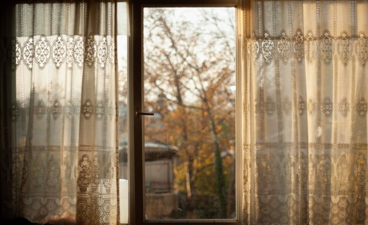 window reveal