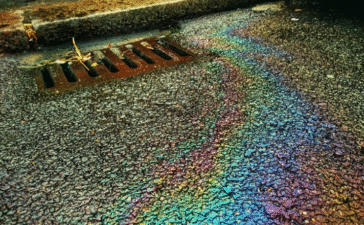 how to remove oil from driveway
