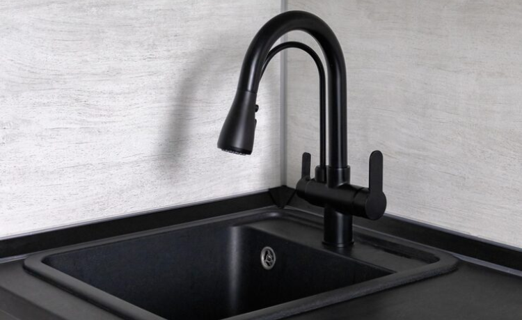 black kitchen faucets