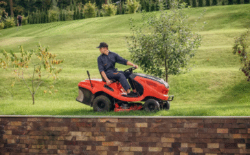 Ferris 0 turn lawn mower