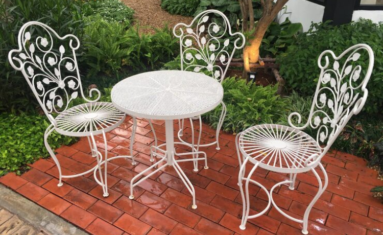 garden table wrought iron
